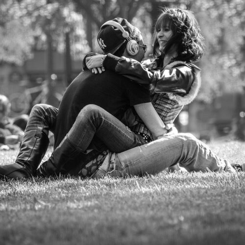 ¿Por qué suspiramos cuando nos enamoramos?